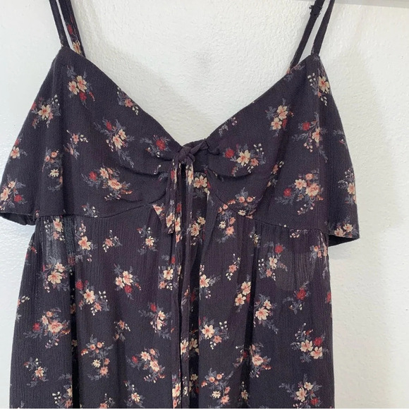 American Eagle Baby Doll Top Small‎  Y2K Dark Blue Floral Smocked Strappy Cutout - Picture 2 of 10